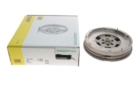 Двухмассовый (демпферный) маховик luk 415054910