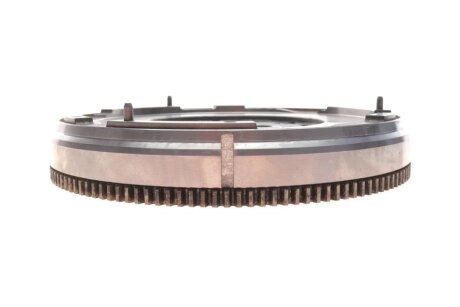 Двухмассовый (демпферный) маховик luk 415057610