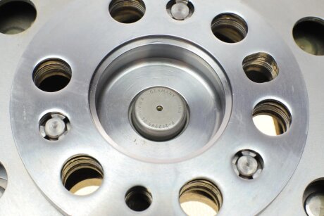 Двухмасовий (демпферний) маховик luk 415059410