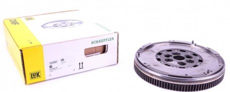 Двухмассовый (демпферный) маховик luk 415067910