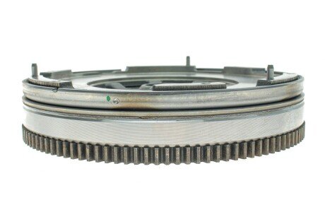 Двухмассовый (демпферный) маховик luk 415069710