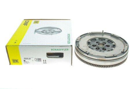 Двухмассовый (демпферный) маховик luk 415069710