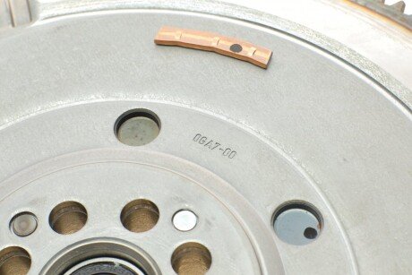 Двухмасовий (демпферний) маховик luk 415080810