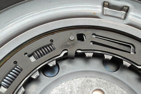 Комплект сцепления в сборе luk 415025509