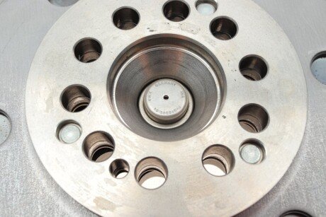 Комплект сцепления в сборе luk 415094610