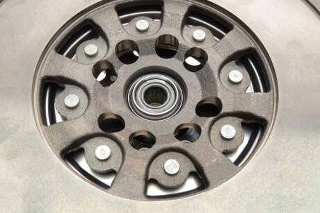 Комплект сцепления в сборе luk 415096910