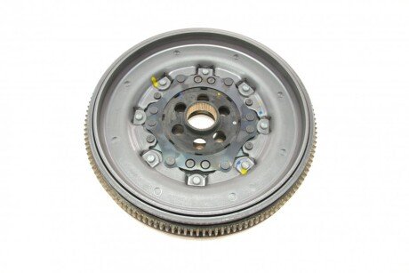 Комплект сцепления в сборе luk 415103509