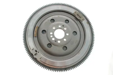 Комплект зчеплення в зборі luk 415106209 Фиат 500