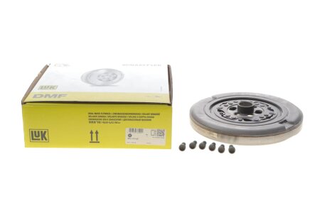 Комплект сцепления в сборе luk 415111107 на Фольксваген Артеон