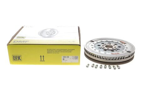 Комплект сцепления в сборе luk 415112909 на Мерседес A-Class w177