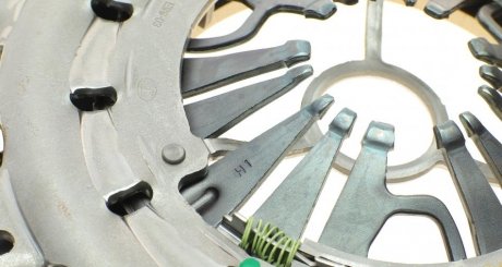 Комплект сцепления в сборе luk 600005500