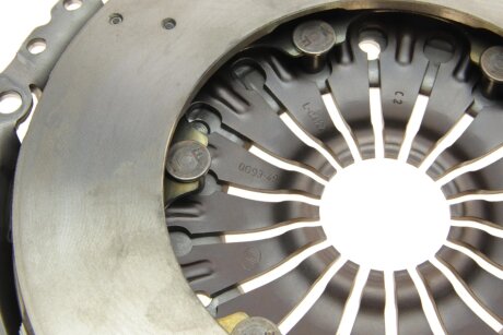 Комплект сцепления в сборе luk 600017100