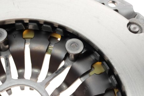 Комплект сцепления в сборе luk 600021400