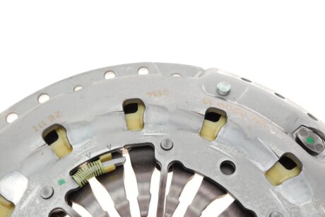 Комплект сцепления в сборе luk 600021400