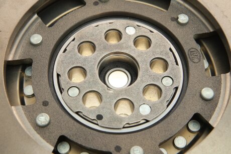 Комплект сцепления в сборе luk 600027400