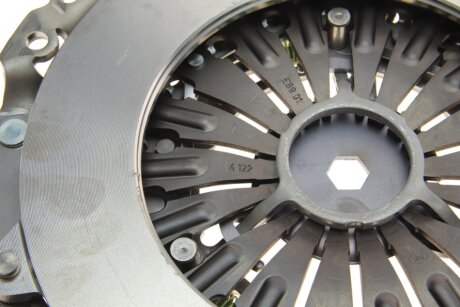 Комплект сцепления в сборе luk 600034000