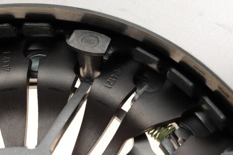 Комплект сцепления в сборе luk 600035200