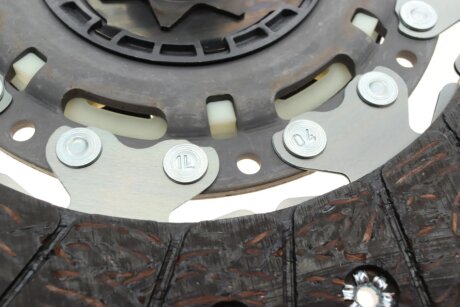 Комплект сцепления в сборе luk 600035200