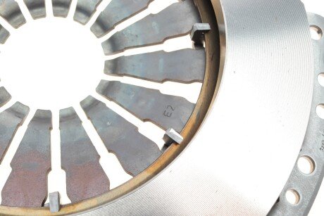 Комплект сцепления в сборе luk 600037400