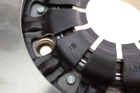 Комплект сцепления в сборе luk 602000300