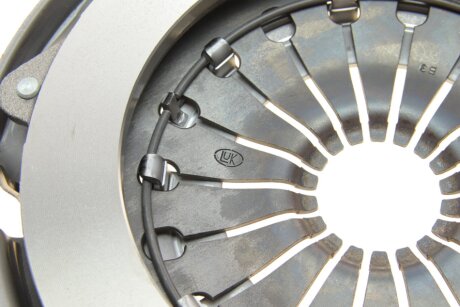 Комплект сцепления в сборе luk 621300809