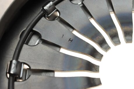 Комплект зчеплення в зборі luk 622322609