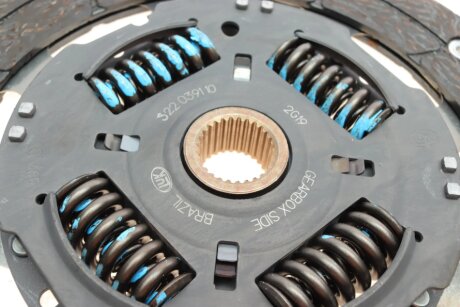 Комплект сцепления в сборе luk 622333621