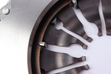 Комплект сцепления в сборе luk 623370109