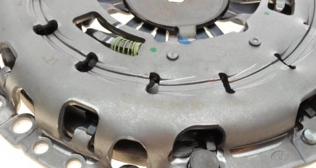 Комплект сцепления в сборе luk 624335300