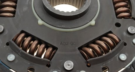 Комплект сцепления в сборе luk 624335300