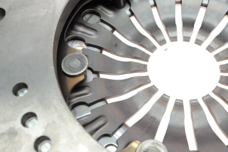 Комплект сцепления в сборе luk 624400233