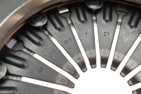 Комплект сцепления в сборе luk 624403434