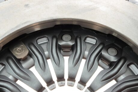 Комплект сцепления в сборе luk 624408409