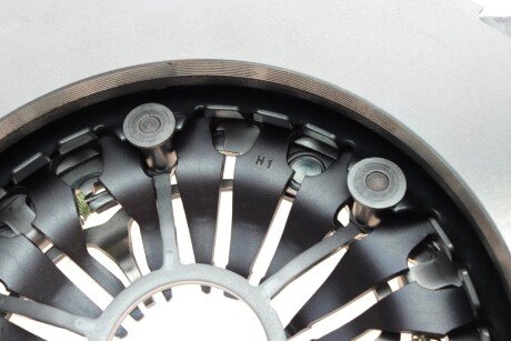 Комплект сцепления в сборе luk 625306333