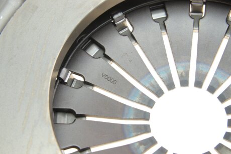 Комплект сцепления в сборе luk 626301560