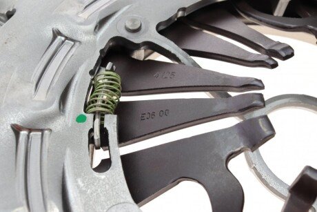 Комплект сцепления в сборе luk 626302633