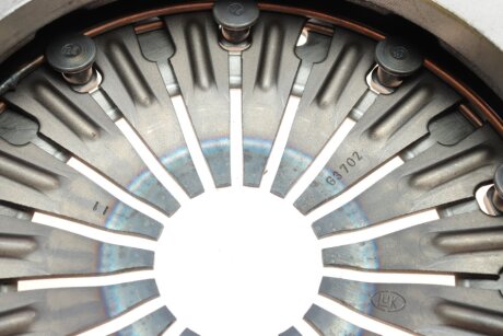 Комплект зчеплення в зборі luk 628333300