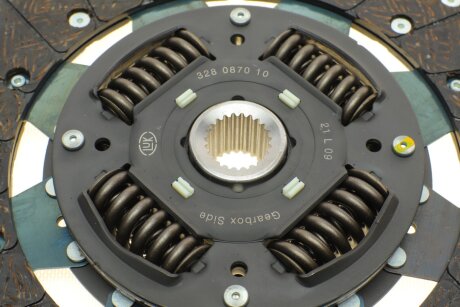 Комплект сцепления в сборе luk 628339000