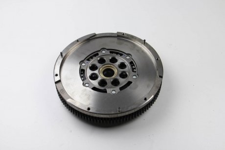 Двухмасовий (демпферний) маховик luk 415038810