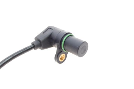 Датчик обертів колінвалу magneti Marelli 064848093010