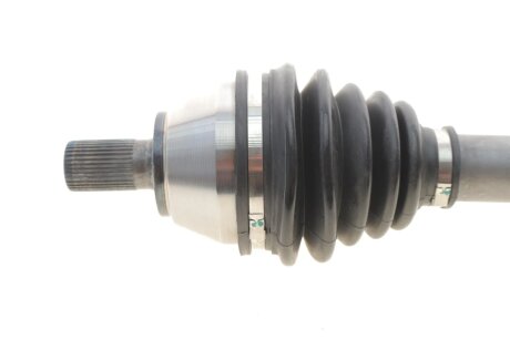 VOLVO піввісь права S40 II, C30, V50 magneti Marelli 302004190298