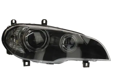 Фара передняя правая Magneti Marelli 710815023006