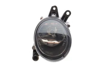 Фара противотуманная правая magneti marelli 710305063004 Ауди А4 б6