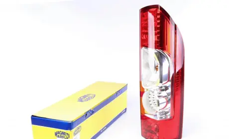 Ліхтар (фара) заднього ходу Magneti Marelli 712201571120
