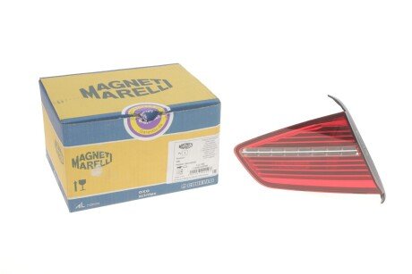 Фонарь (фара) заднего хода magneti Marelli 714081430701 на Фольксваген Пассат б8