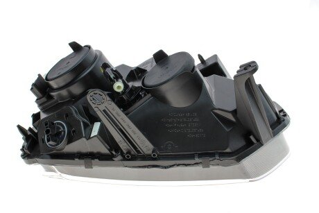 RENAULT Фара пер. правая Duster 13- magneti Marelli 714000813401