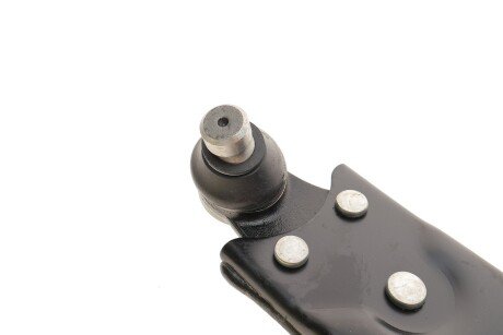 Нижний рычаг передней подвески magneti Marelli 301181354900