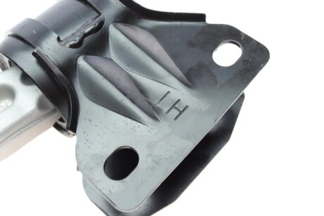 Важіль передньої підвіски magneti Marelli 301181356500