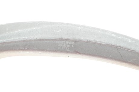 Рычаг передней подвески magneti Marelli 301181371000