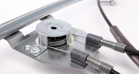 Стеклоподъемник Renault magneti Marelli 350103135500